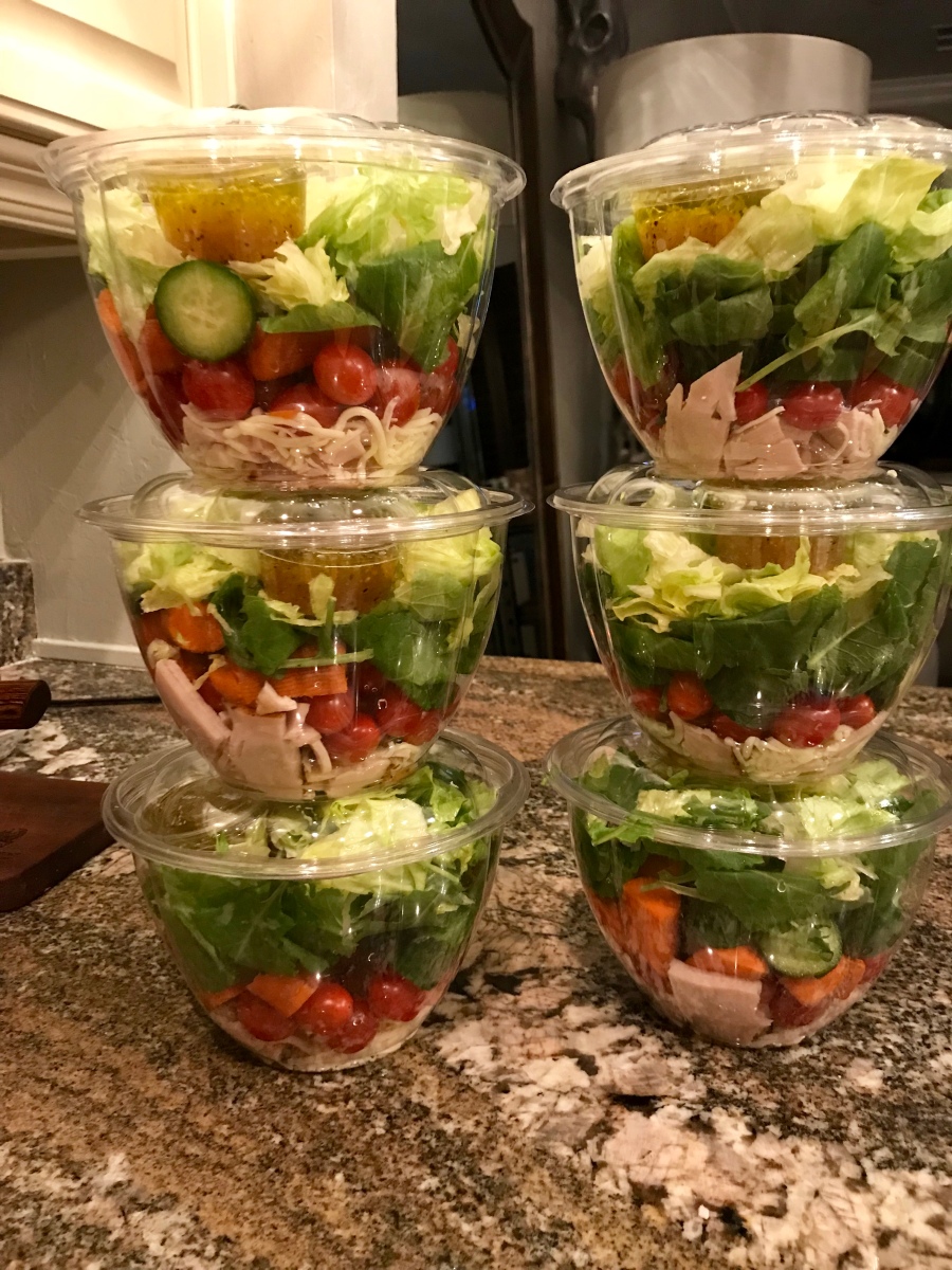 Prepping Mess Free Shaker Salads – Amy's Apron